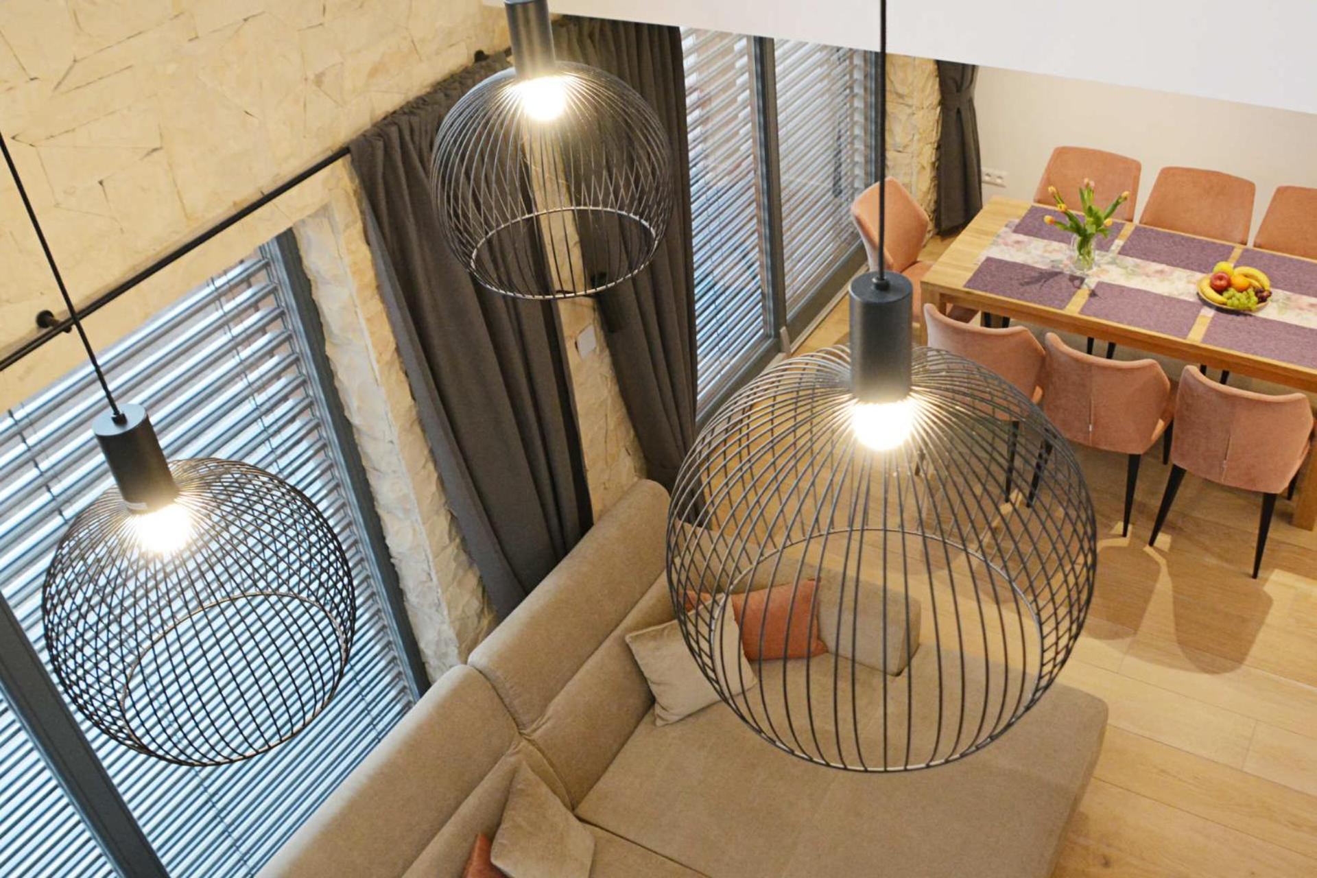 Vila Halfway view 2