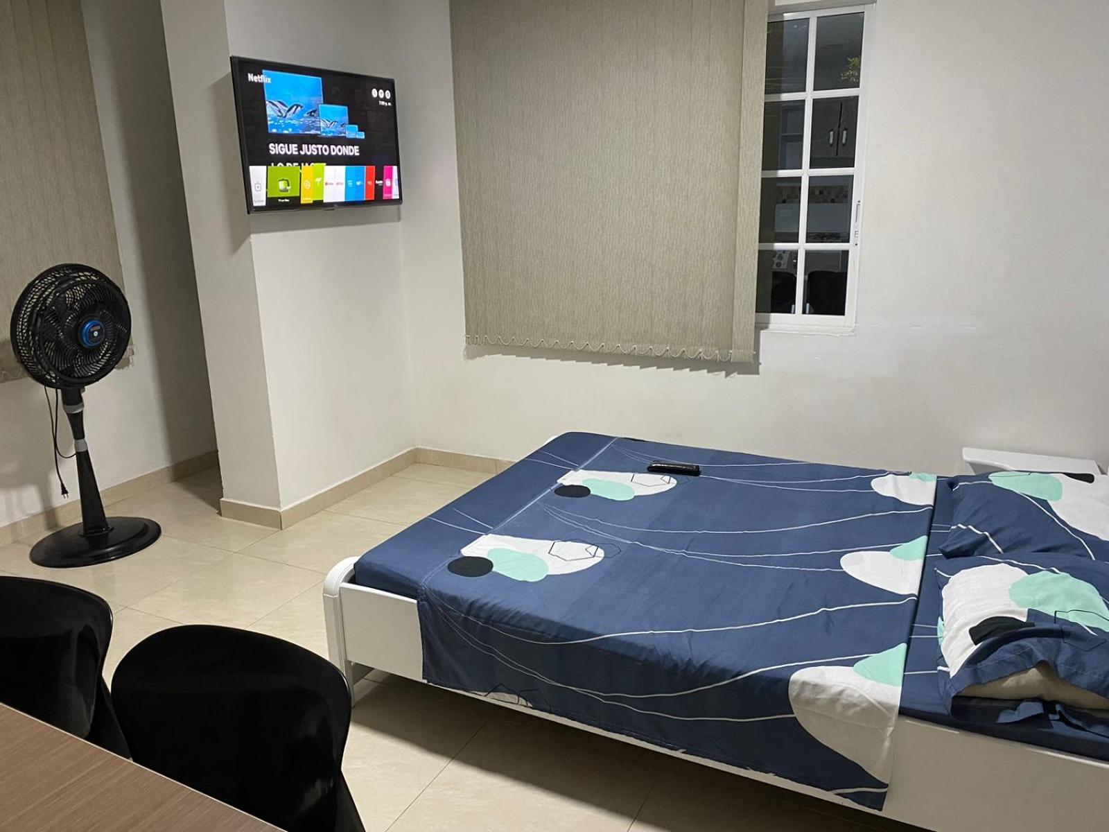 Sensacional Aparta estudio NUEVO en champagnat view 4