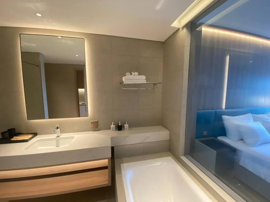 Căn hộ 5* LakeView Ala Carte view 4