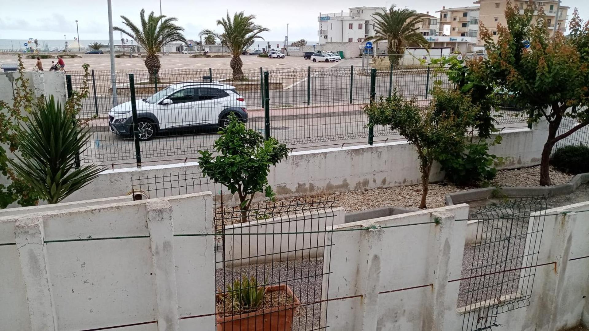 B&B Palazzo Manfredi Vieste, Fronte mare con Parcheggio