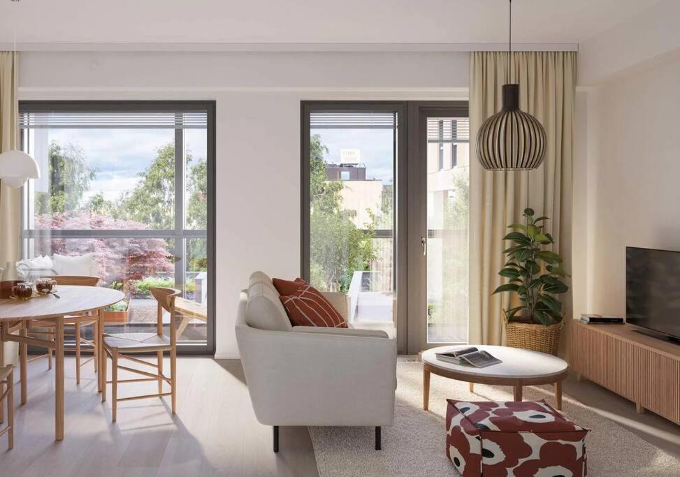 Luxus Tower Apartment 14th Floor