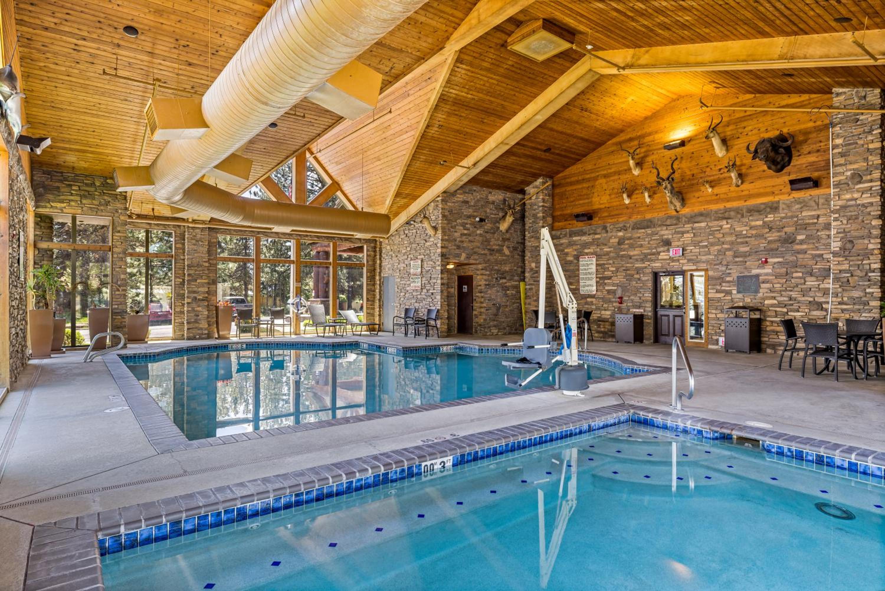 Mccall Vacations - The Evergreen Hotel - Property Image 7