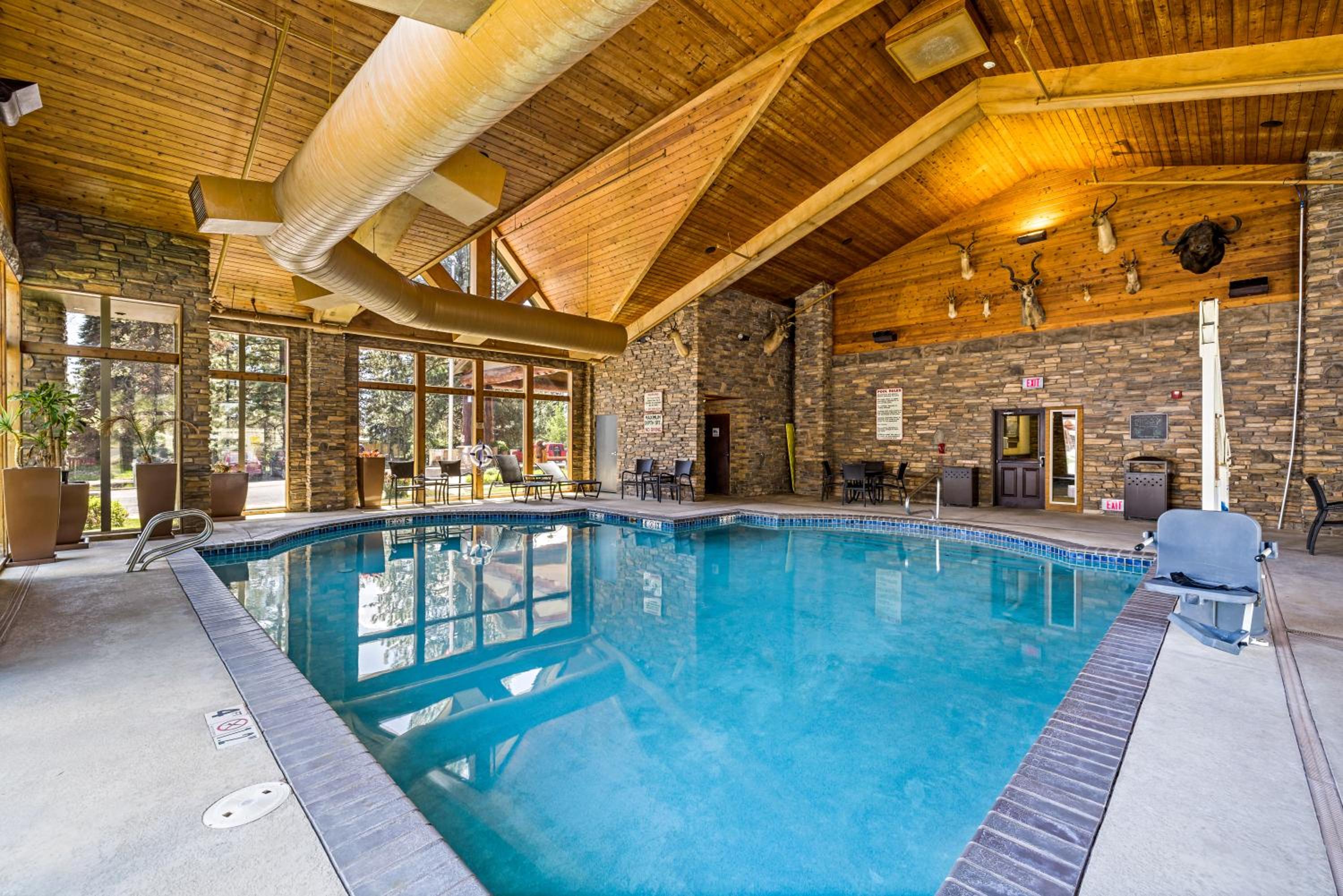 Mccall Vacations - The Evergreen Hotel - Property Image 9