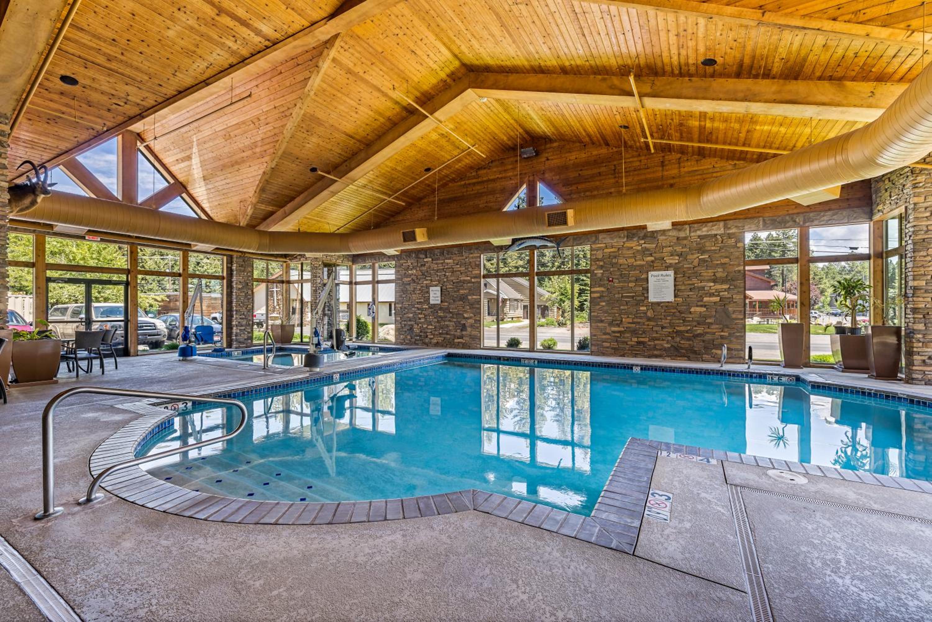 Mccall Vacations - The Evergreen Hotel - Property Image 1