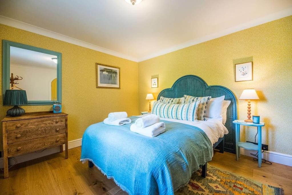The Old Forge, Great Glemham view 5