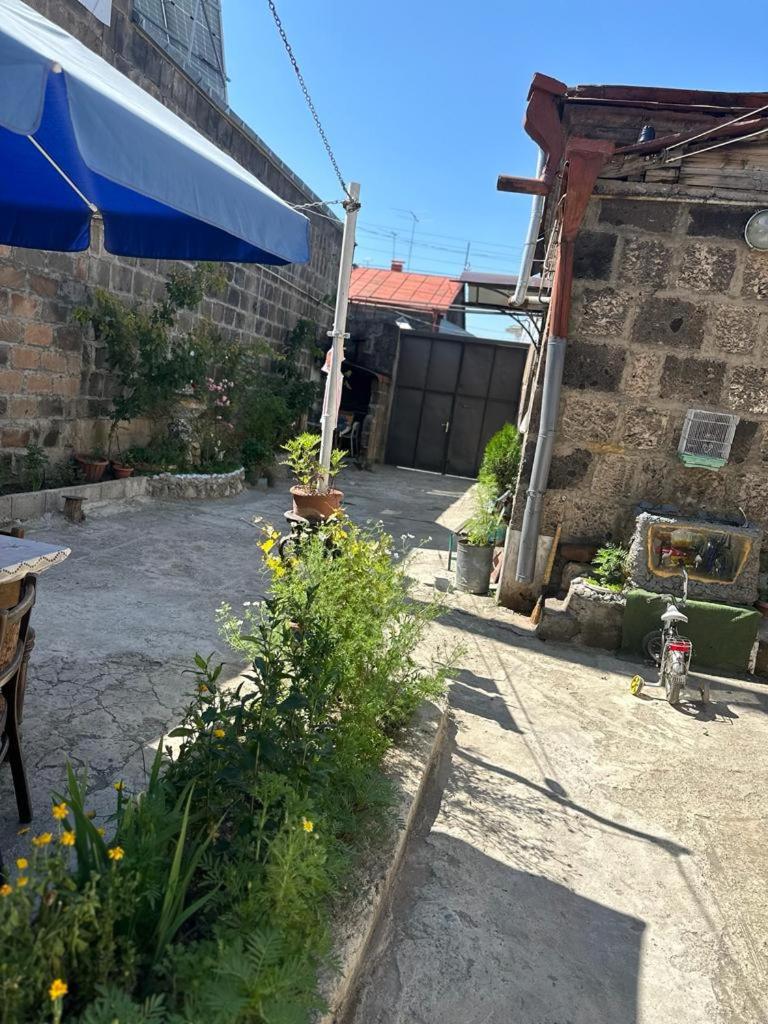 Ispiryan's Home