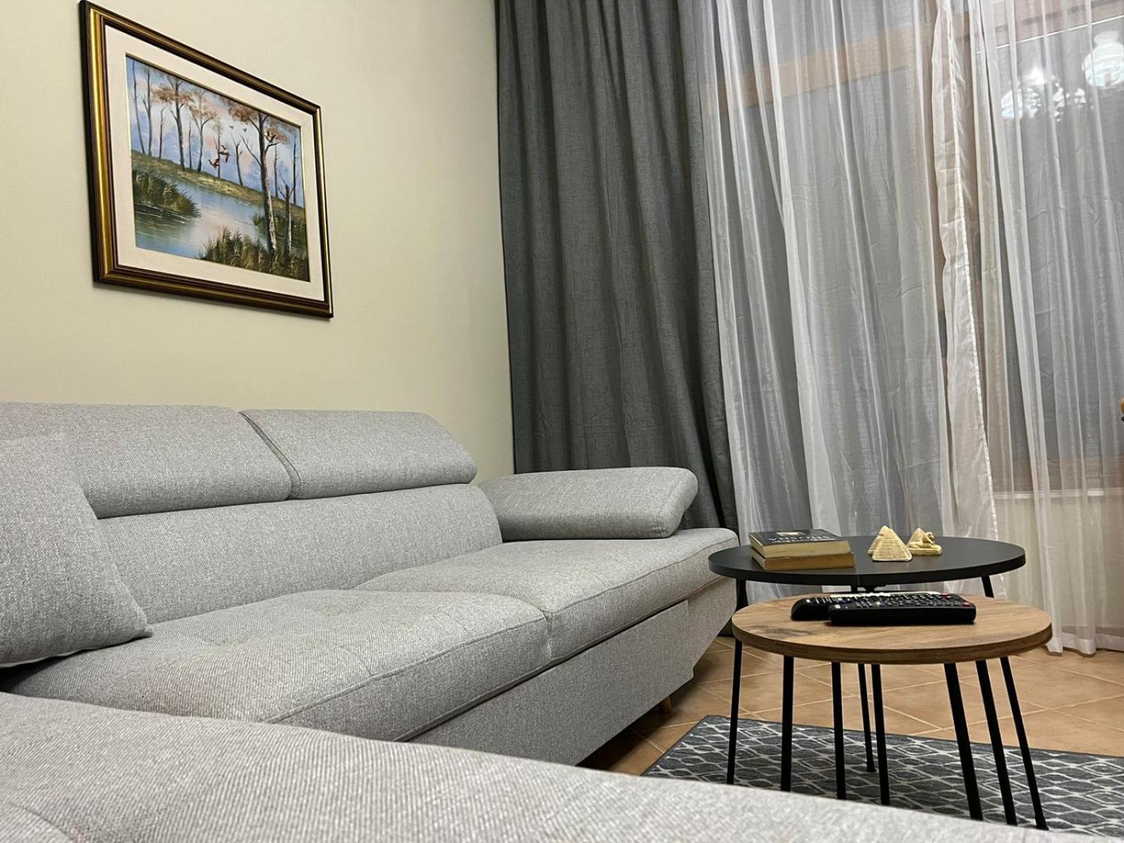 RoAr Apartment