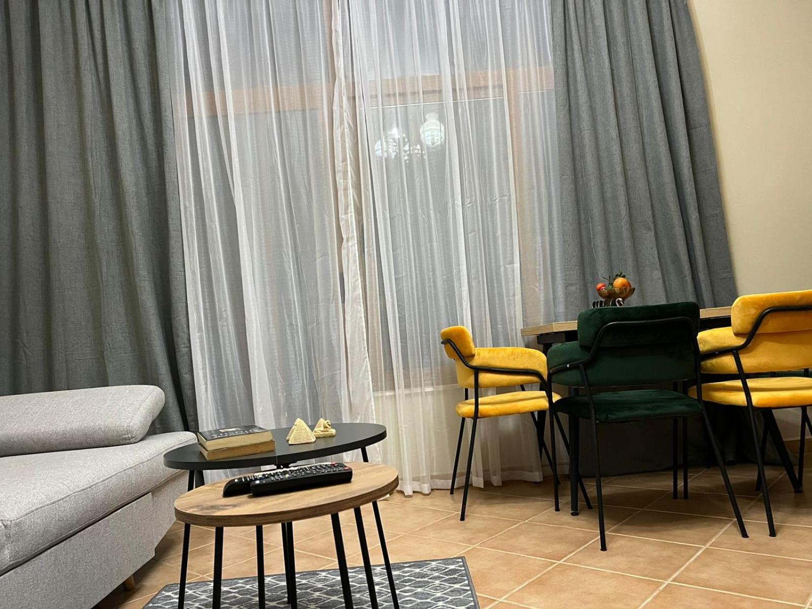 RoAr Apartment