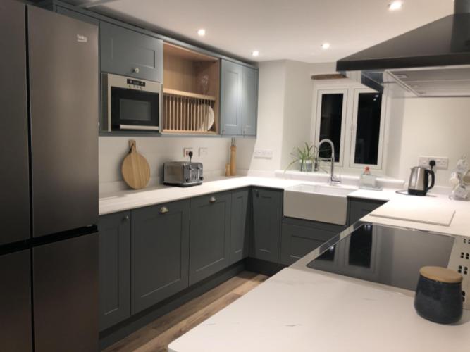 Great Coombe, Bookham Court view 4