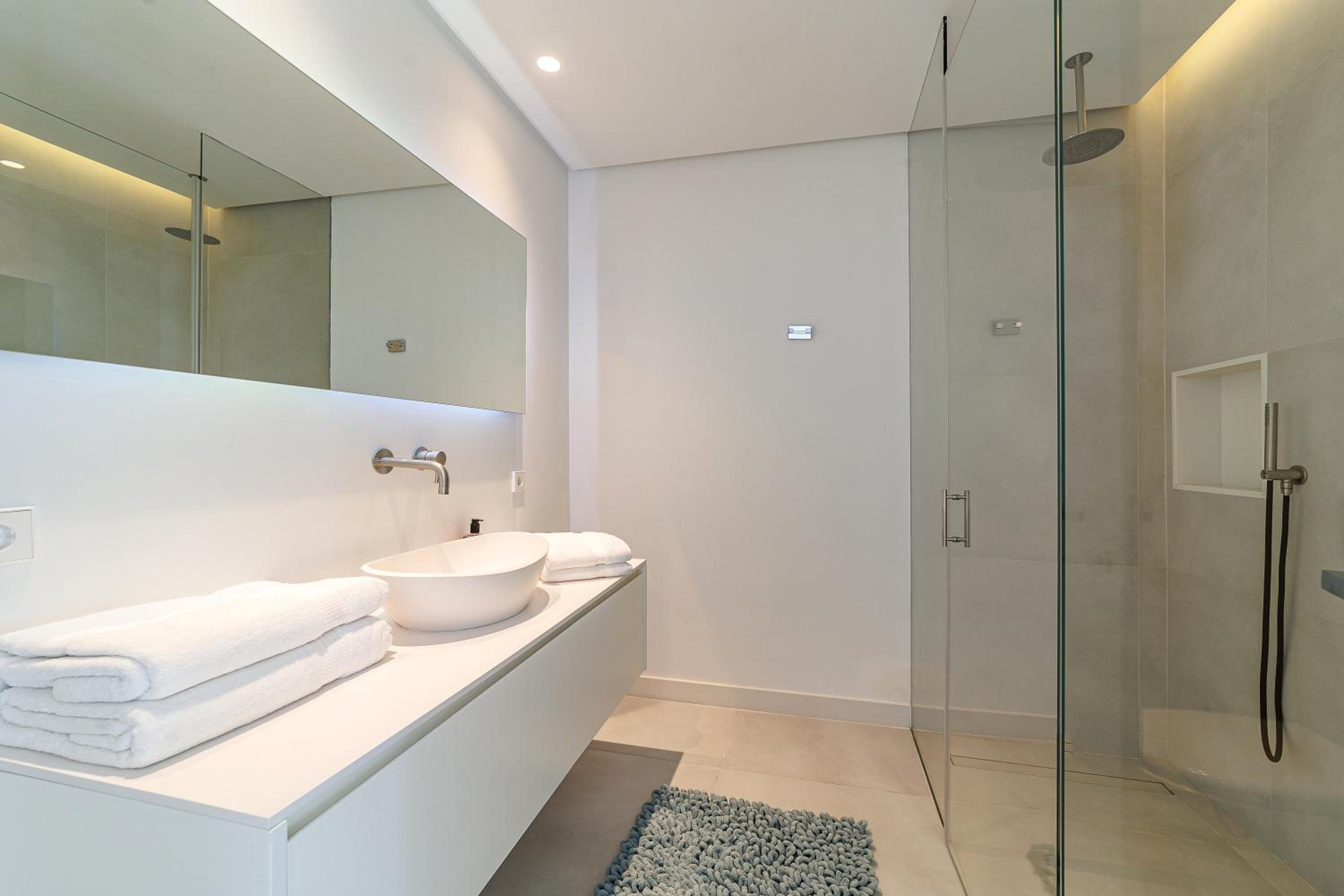 Luxury Villa MBH