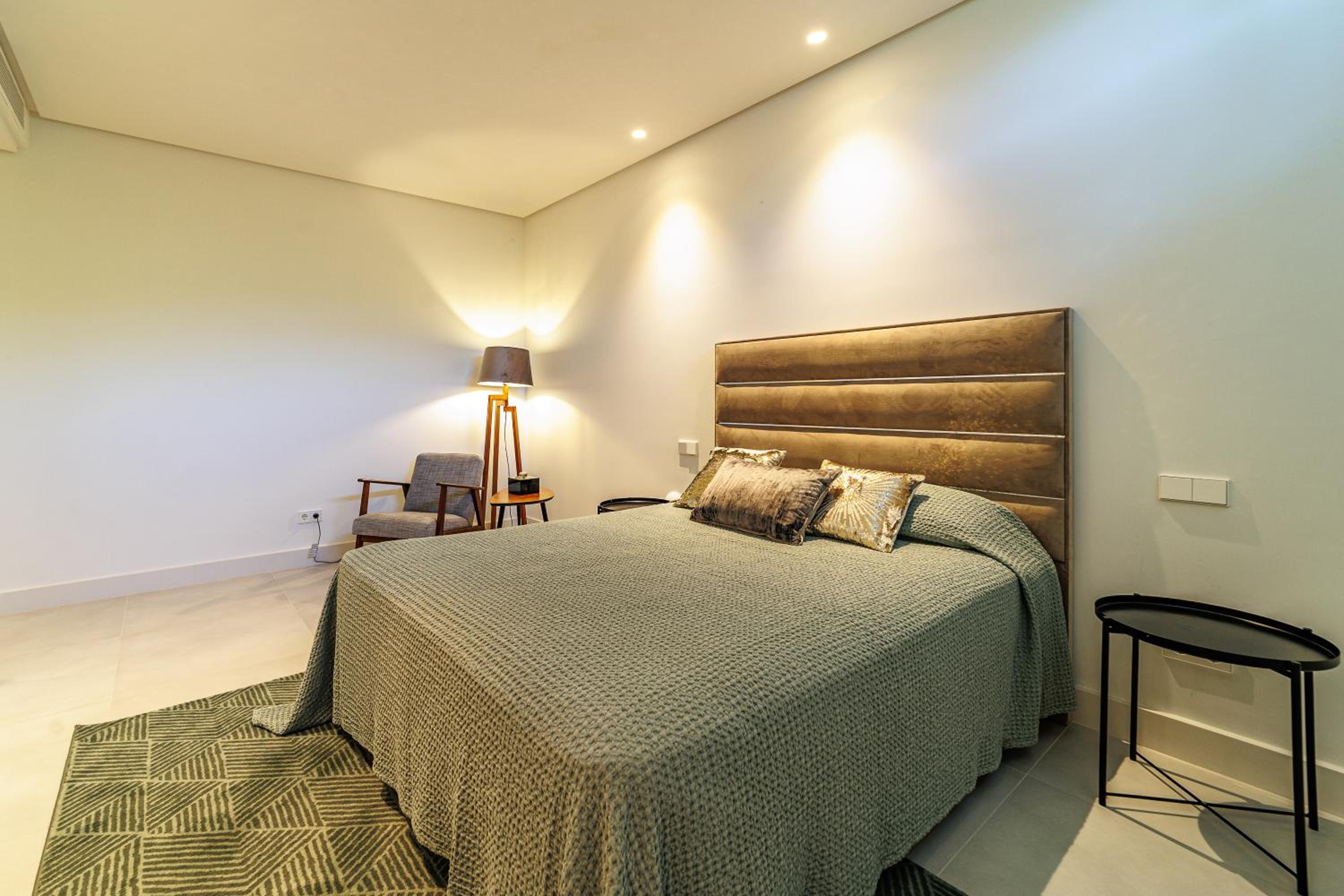 Luxury Villa MBH