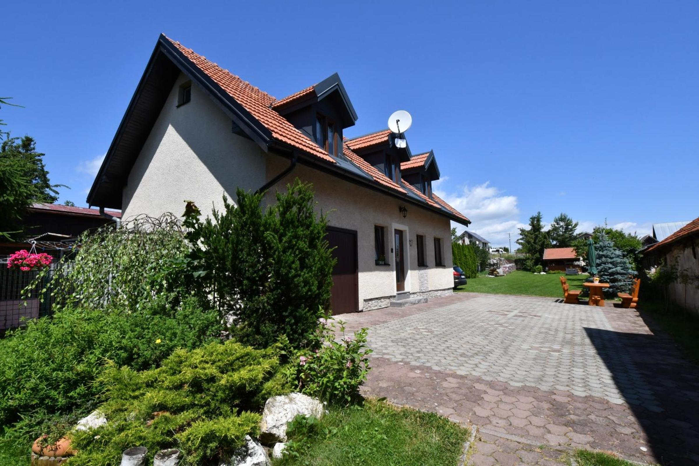 PRIVAT MARIANNA