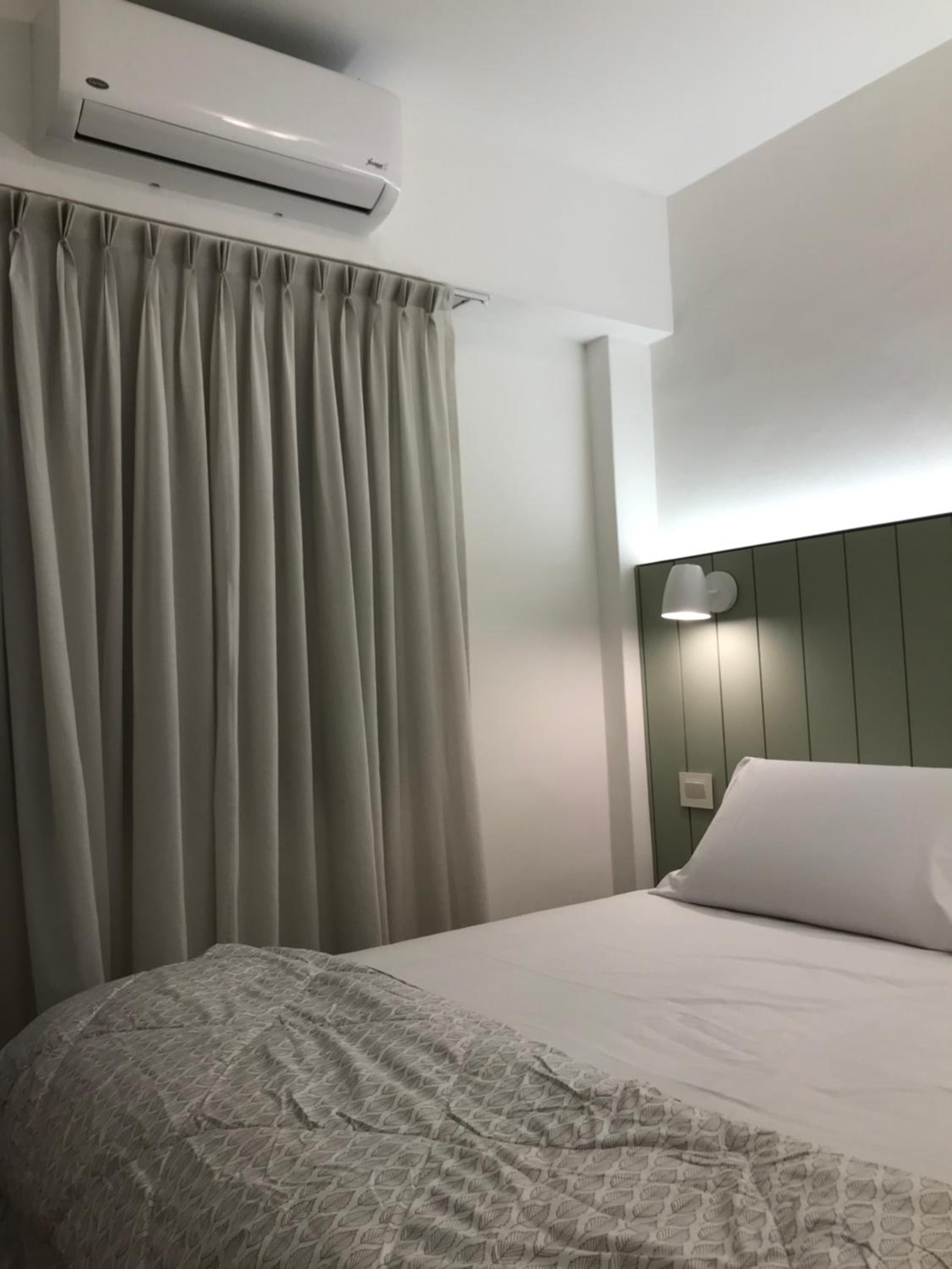 Fabulous and Quiet Apartment+Balcony in Barrio Norte. Your easy access to Buenos Aires!