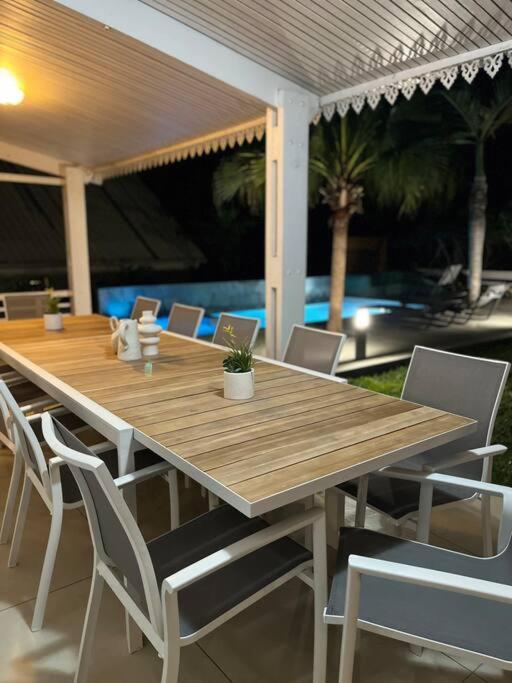 La Villa Manee view 2