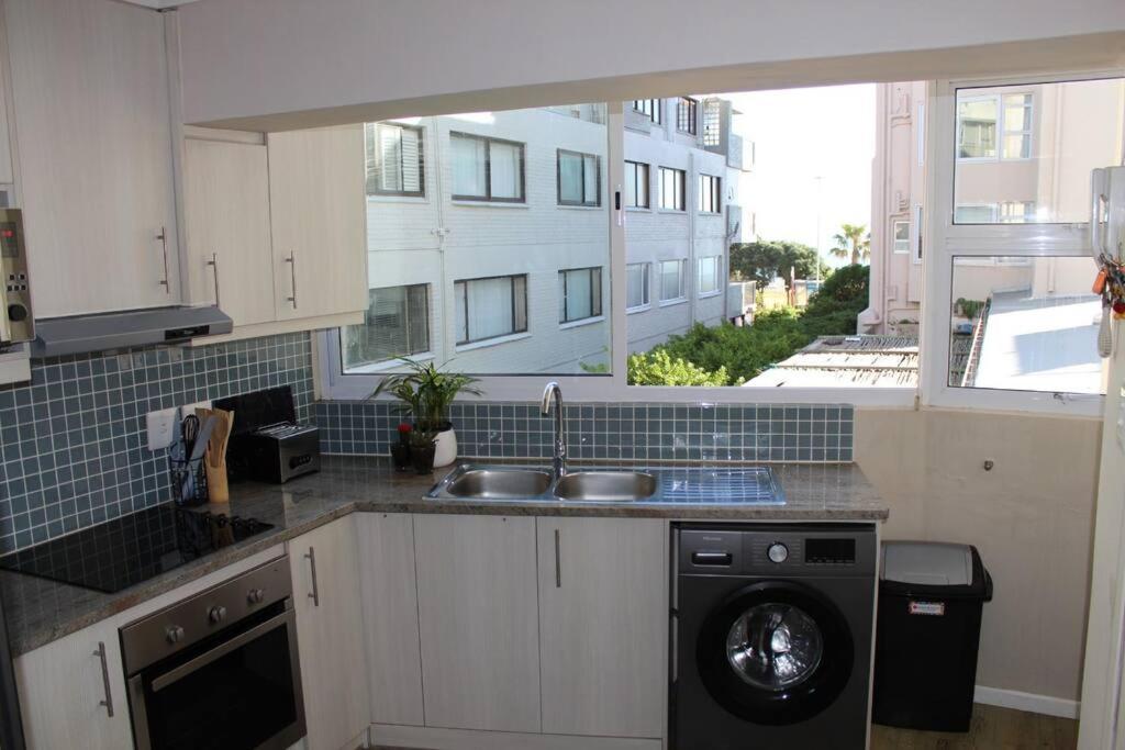 16 Serenity Studio - Dolphin Bay