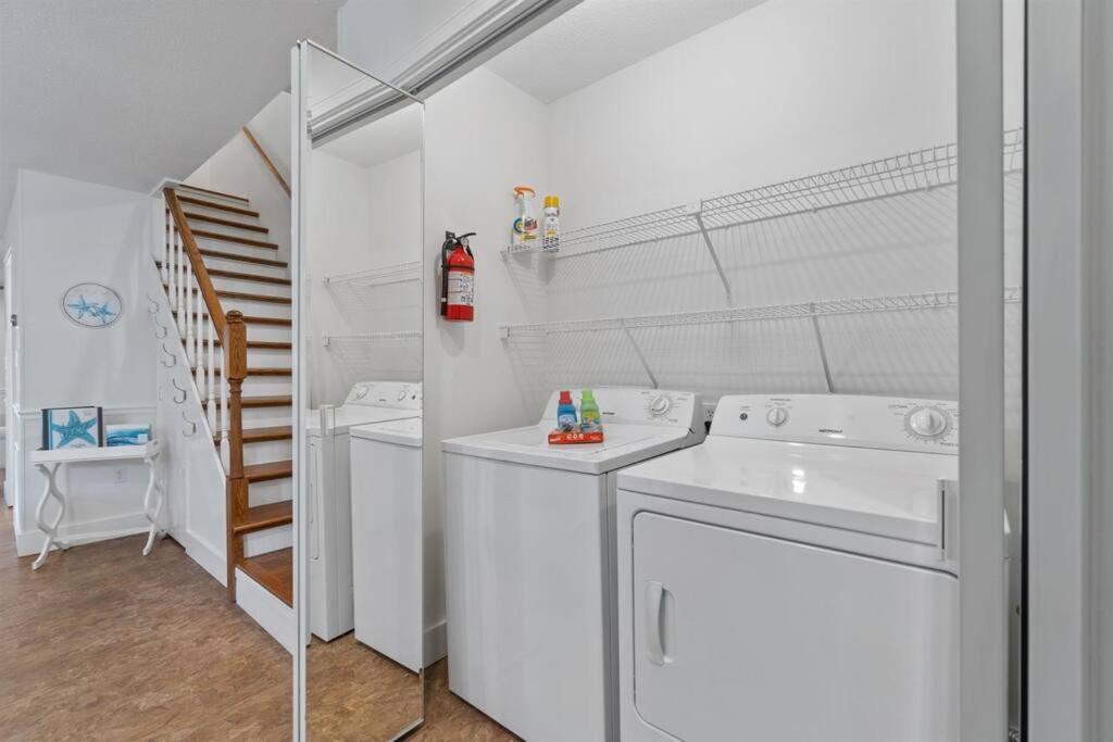Beach Blessing a 2 bedroom 2.5-bathroom townhouse that sleeps up to 10 in Miramar Beach, FL view 4