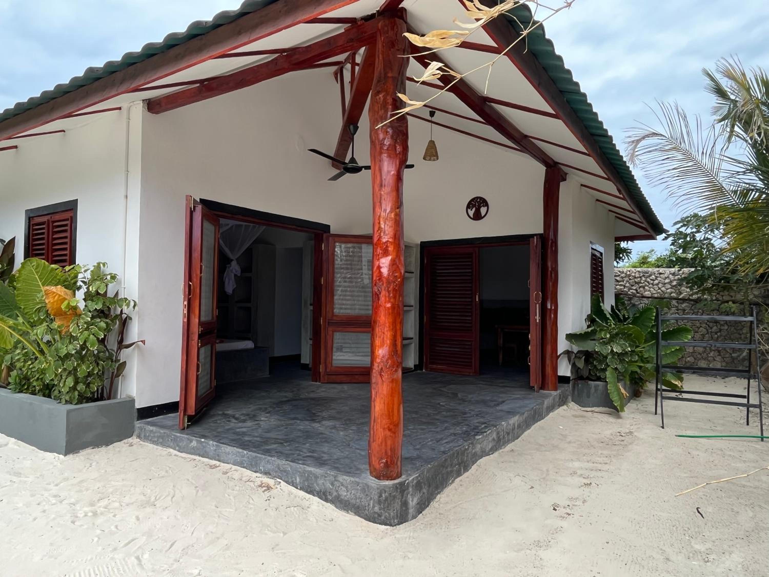 Baobab Bungalows