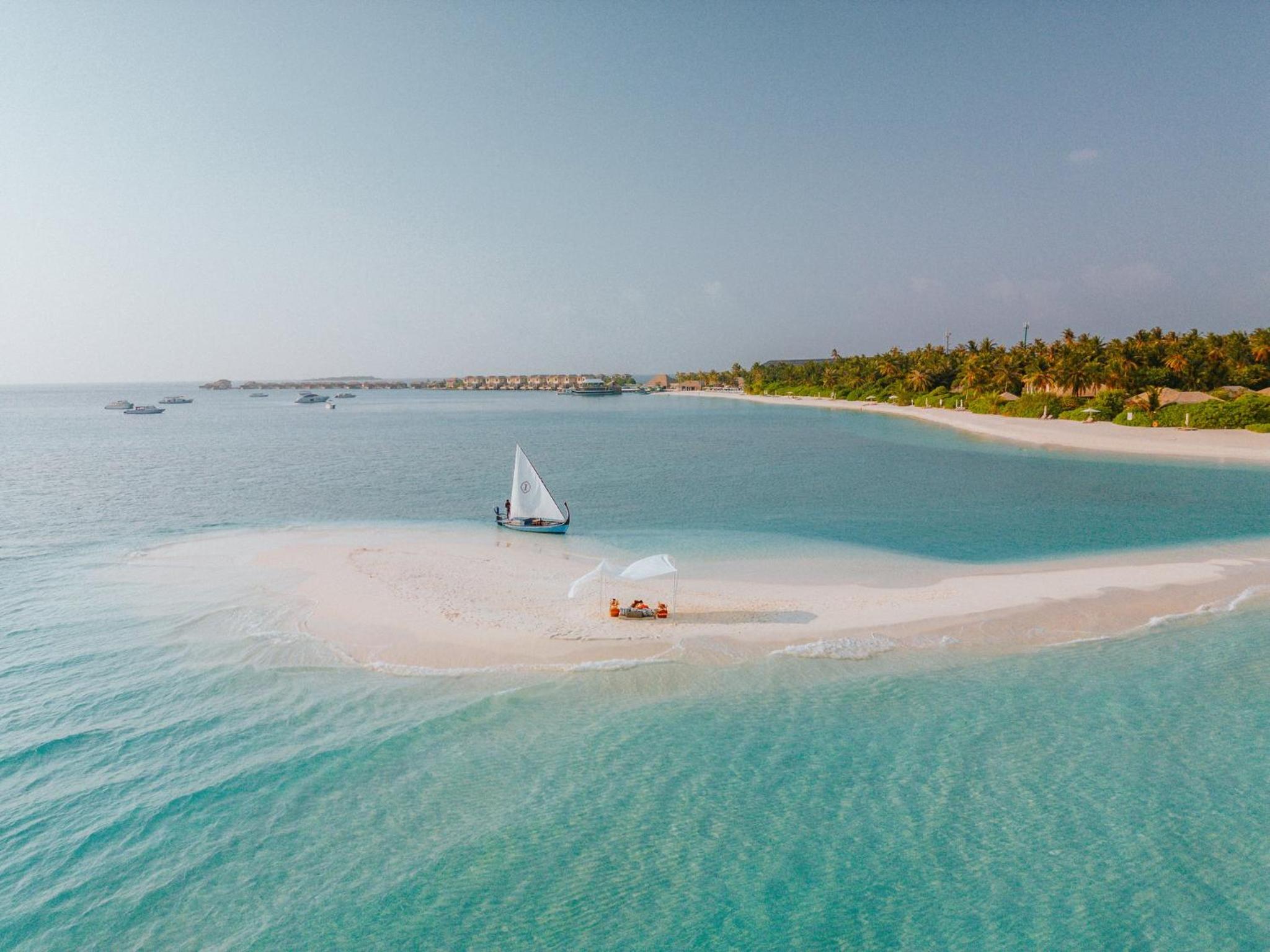 Intercontinental Maldives Maamunagau Resort with Club benefits by IHG