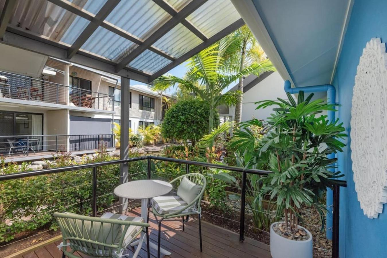 Tranquil Noosa retreat minutes from the river 40IP