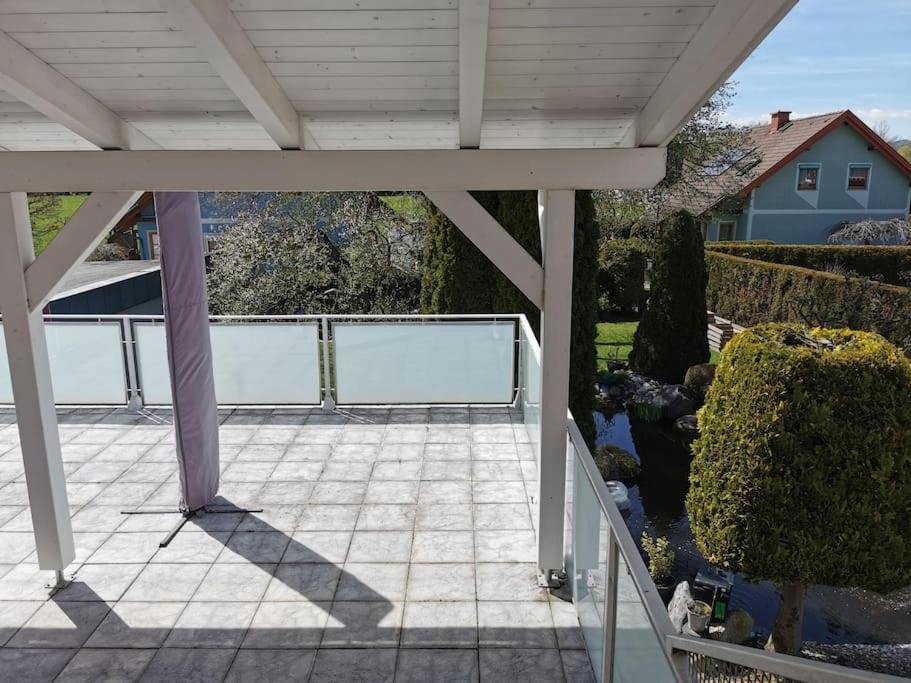 Großzügige Wohnung mit Terrasse