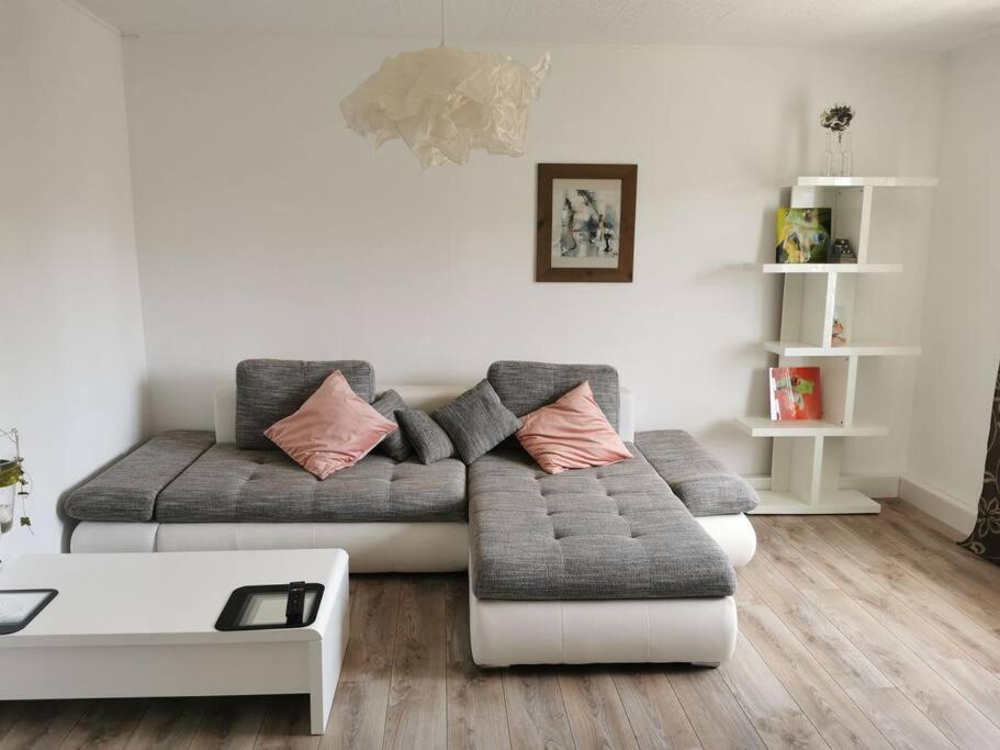 Großzügige Wohnung mit Terrasse