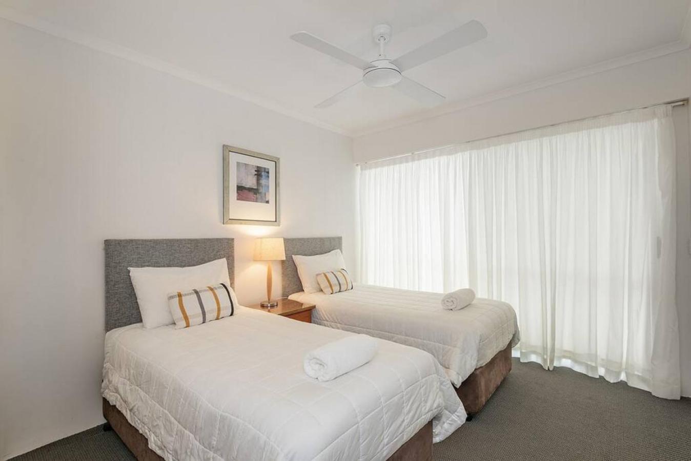 3BH Stunning Views Heart Of Noosa
