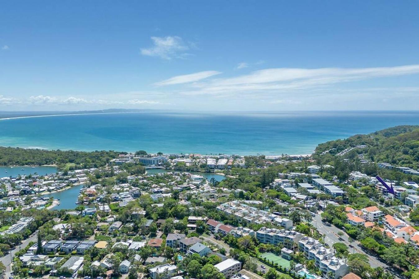 3BH Stunning Views Heart Of Noosa