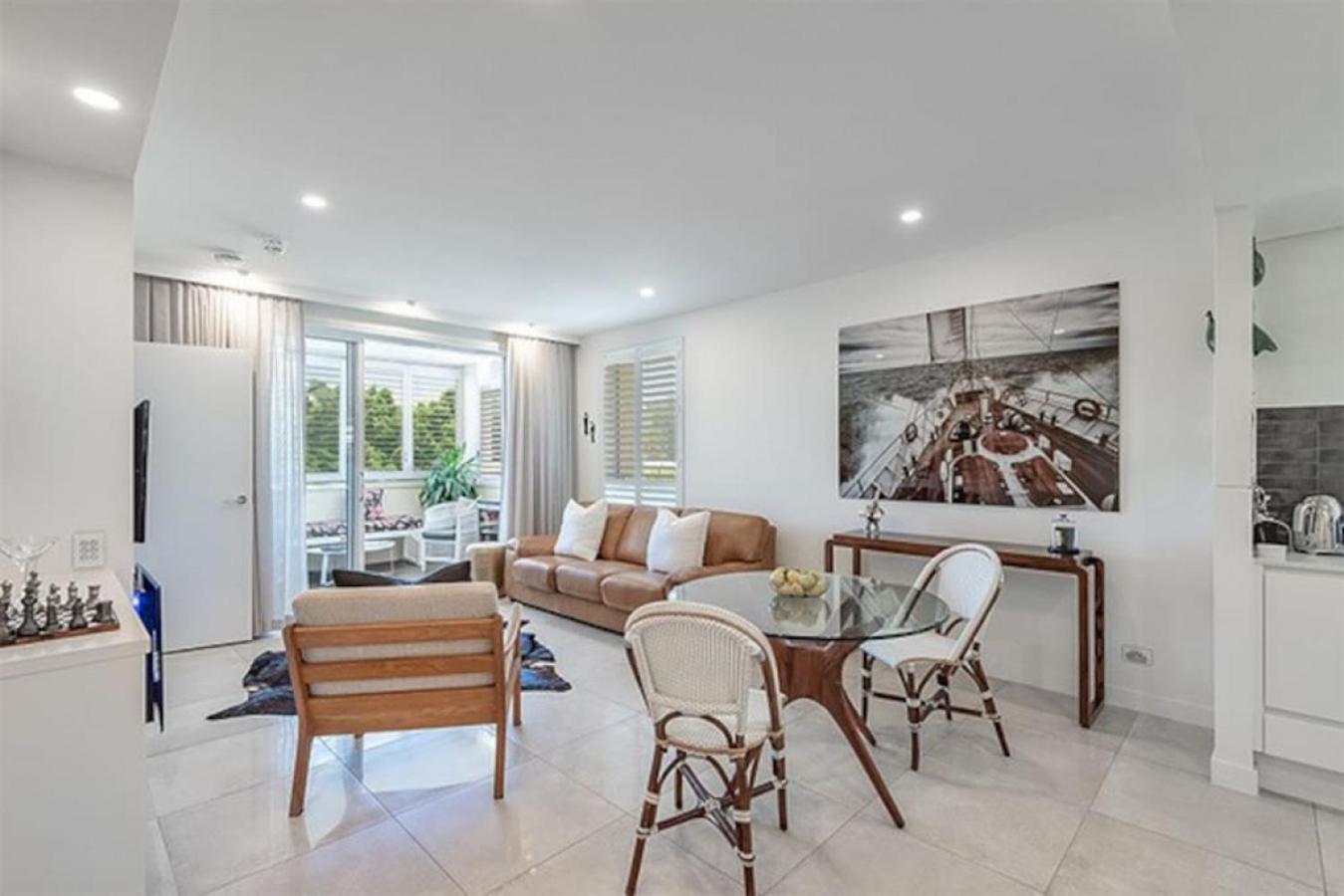 Luxury in the Heart of Hastings street 628