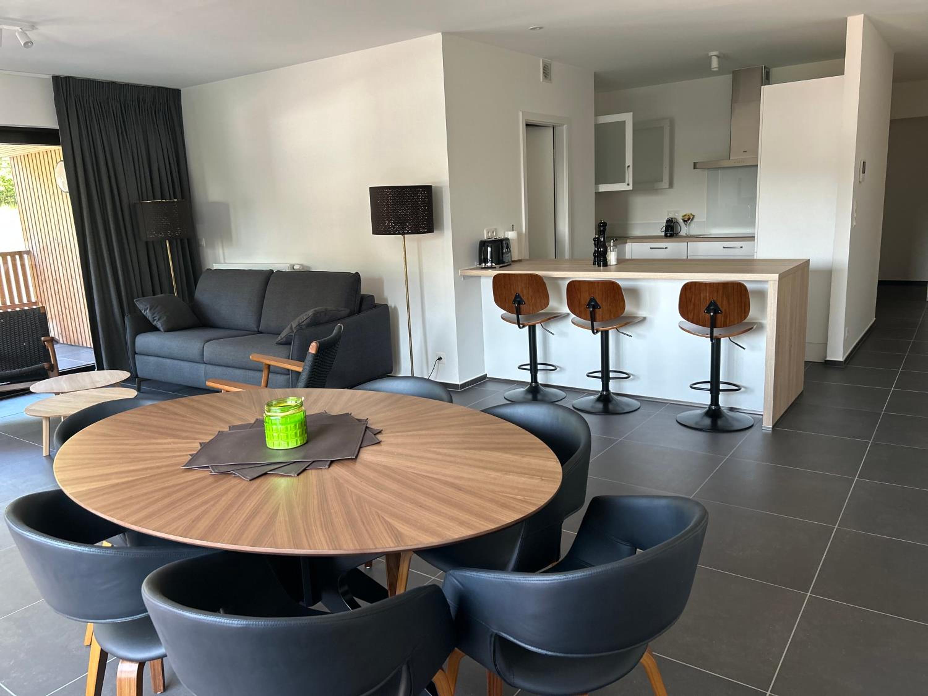Apartment 23