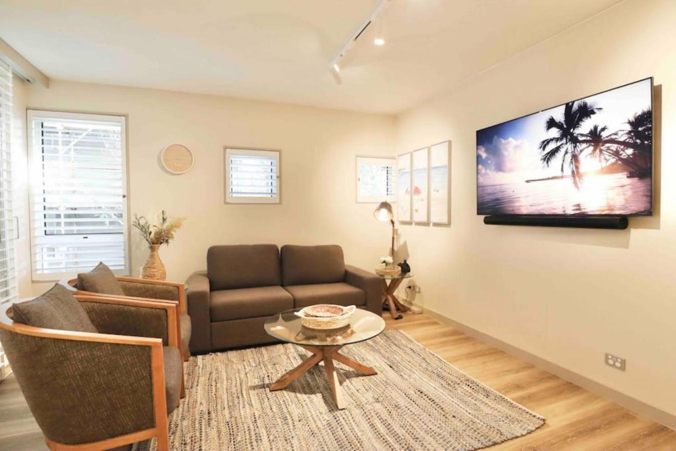 Hastings St Freshly renovated 513