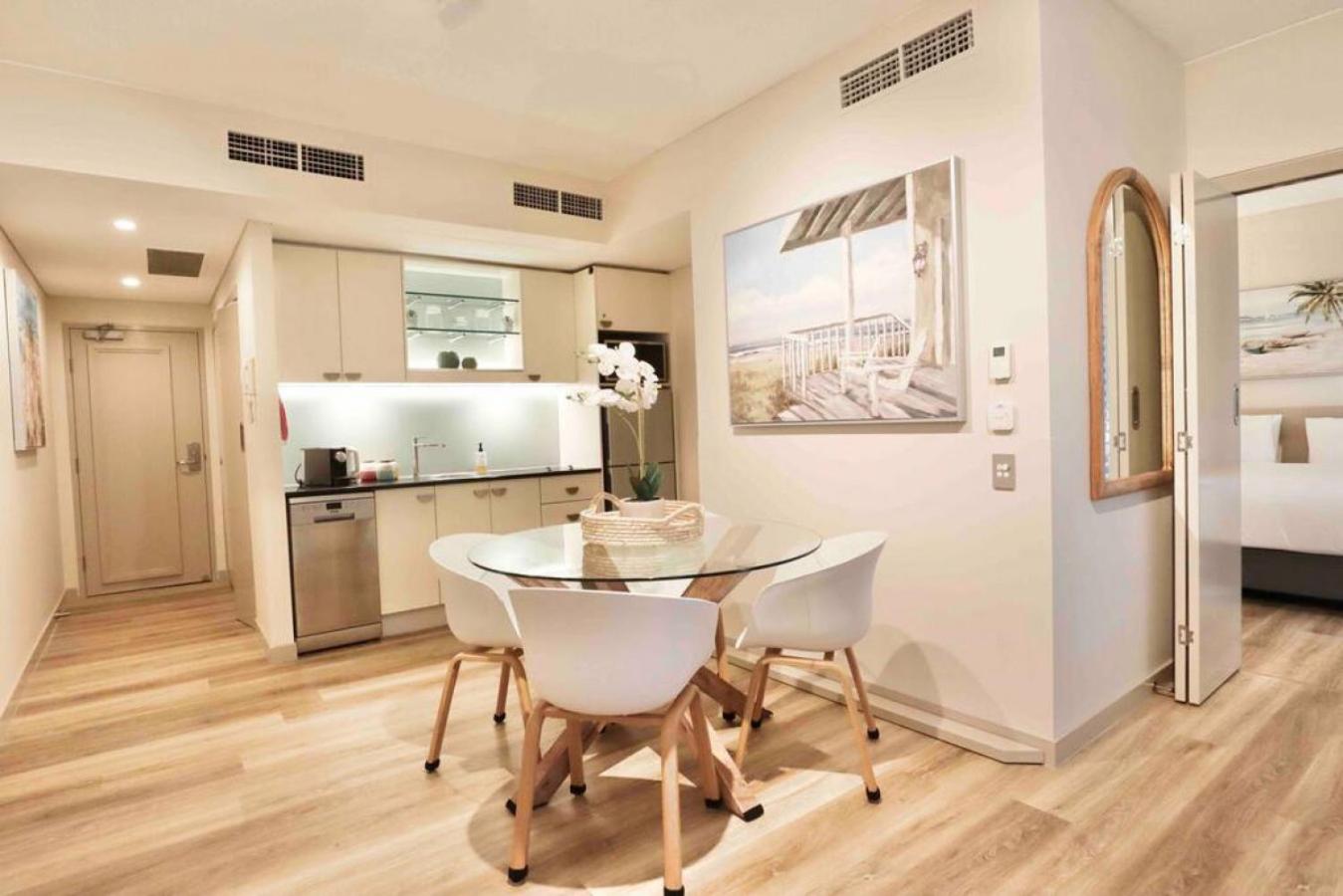 Hastings St Freshly renovated 513