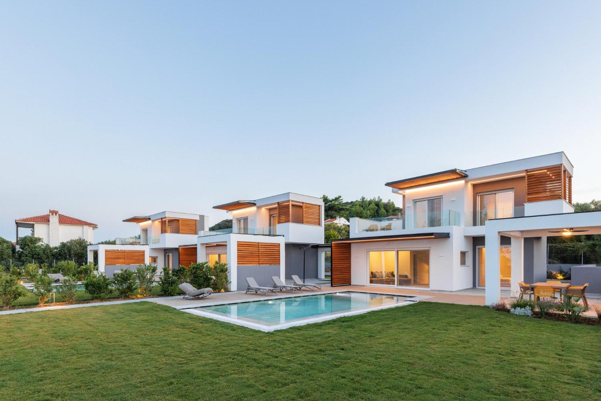 Hotel SUMMER PEARLS LUXURY VILLAS - Image 1