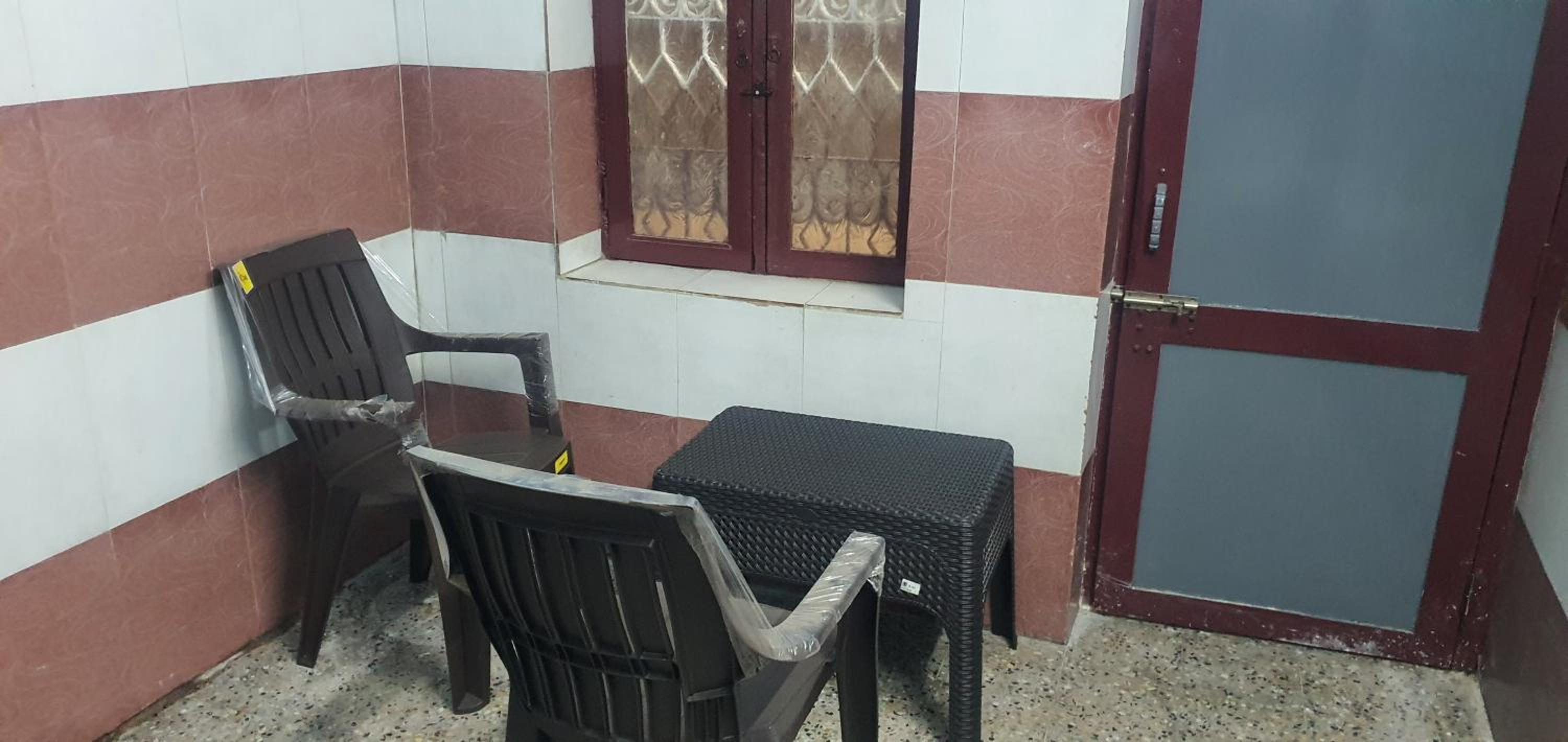 Hallima Service Apartments Non Ac Homestay low Budget view 4