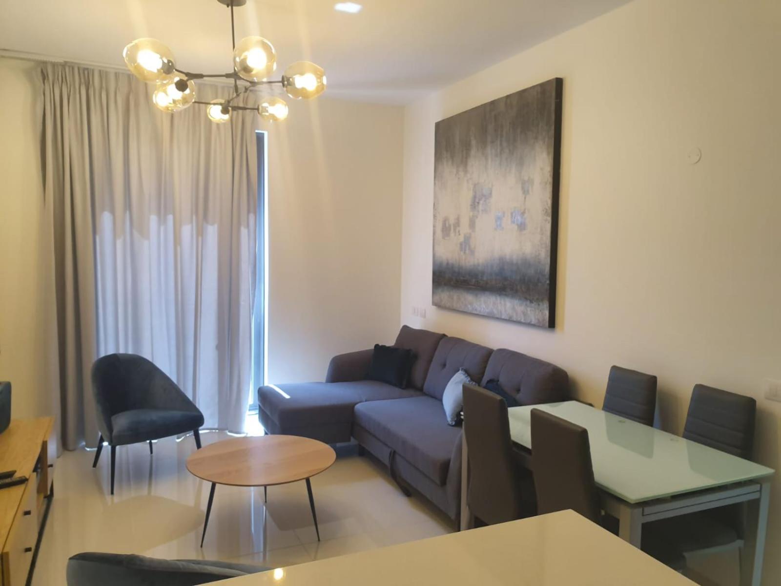 JTower Royal Suites - Alefimmoed
