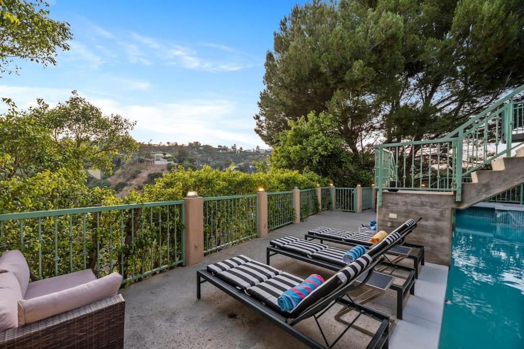 Laurel Canyon Hideaway - booking issues email Lawrencelaurelcyn at gmail