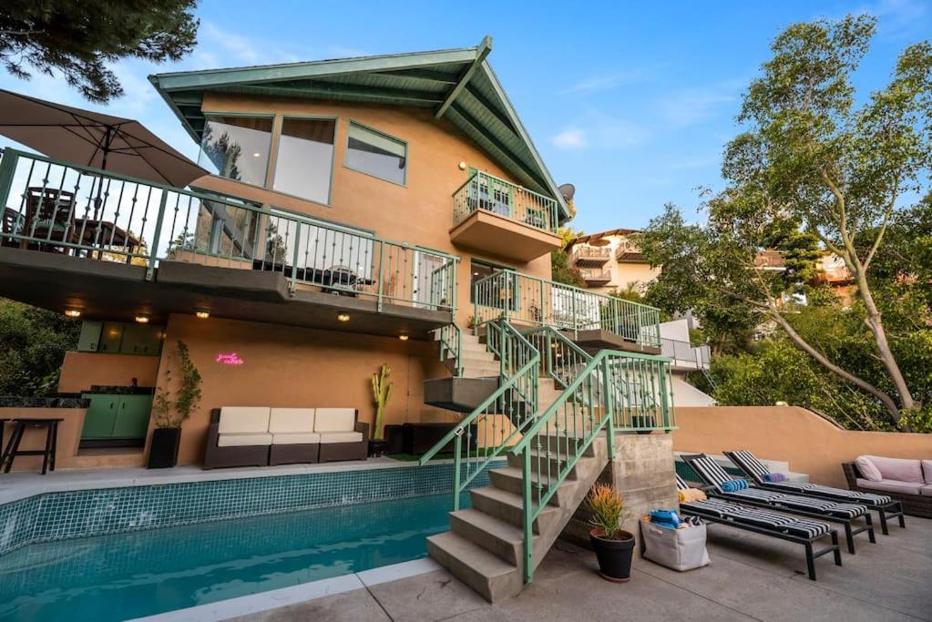 Laurel Canyon Hideaway - booking issues email Lawrencelaurelcyn at gmail