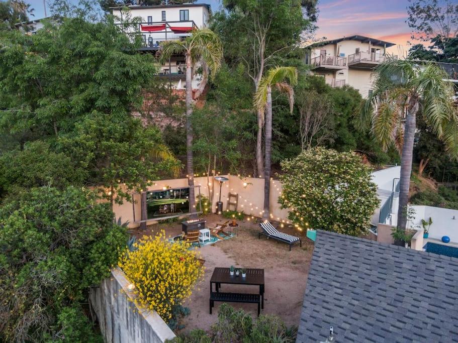 Laurel Canyon Hideaway - booking issues email Lawrencelaurelcyn at gmail