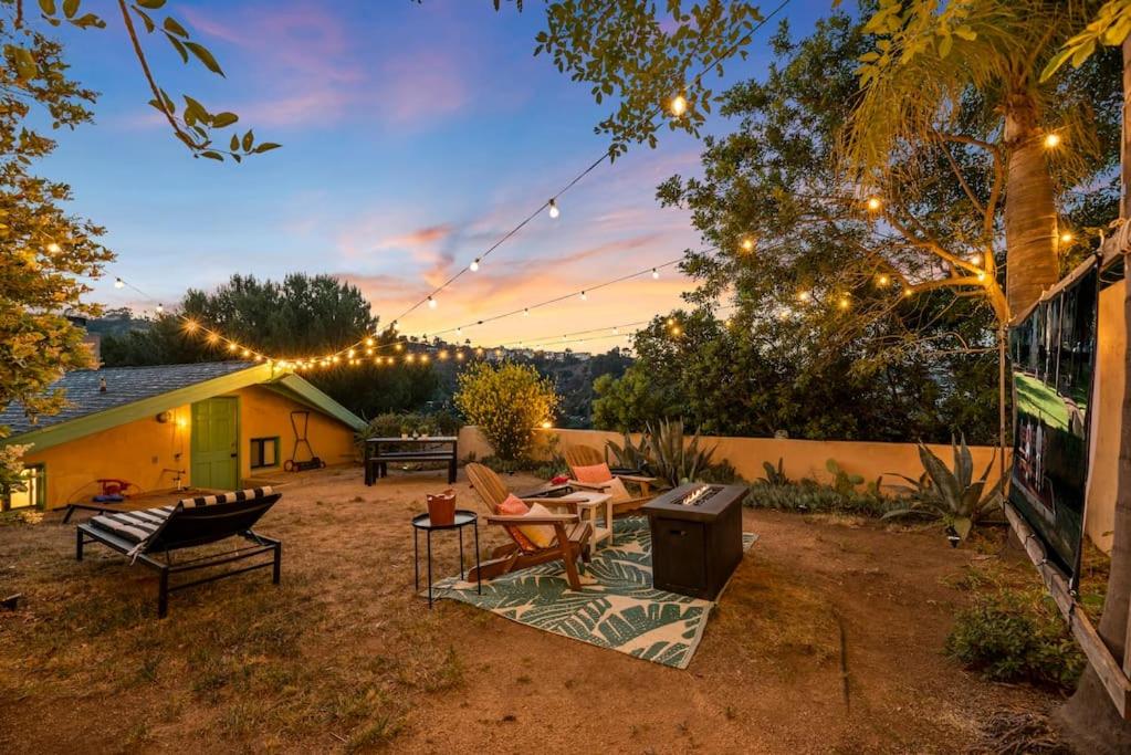 Laurel Canyon Hideaway - booking issues email Lawrencelaurelcyn at gmail