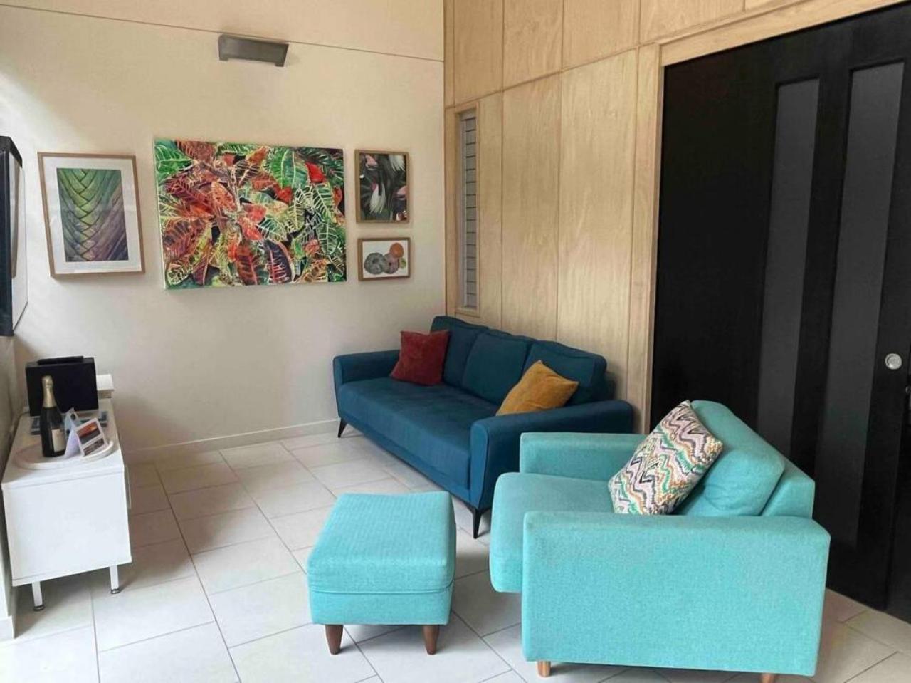 2 Bedroom Retreat above Hastings Street 8403