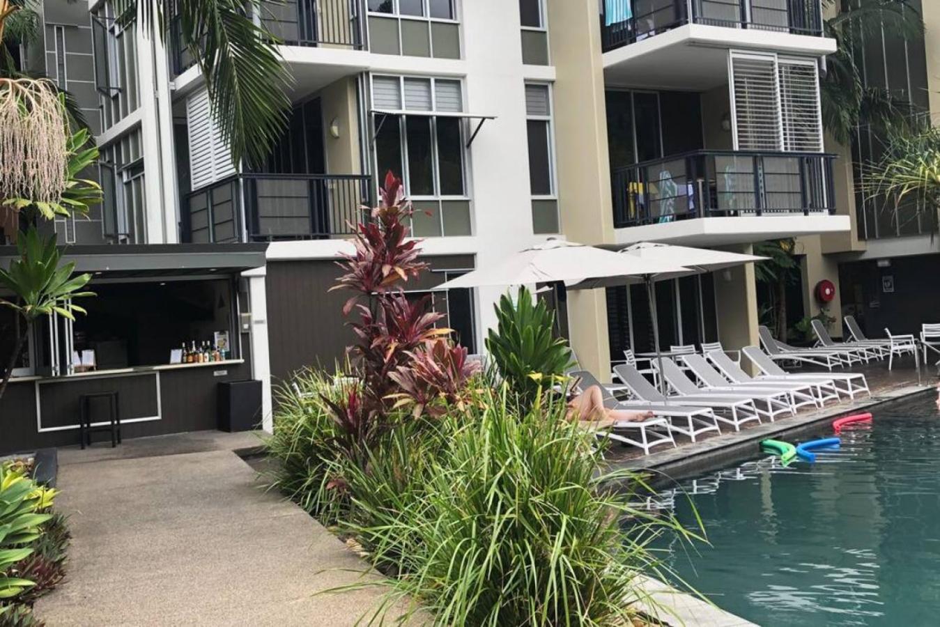 2 Bedroom Retreat above Hastings Street 8403