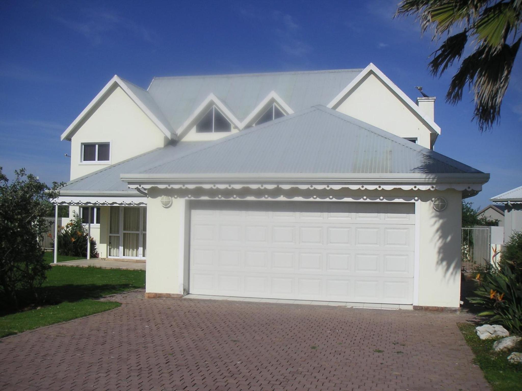 Waterside Living MM1394 view 3