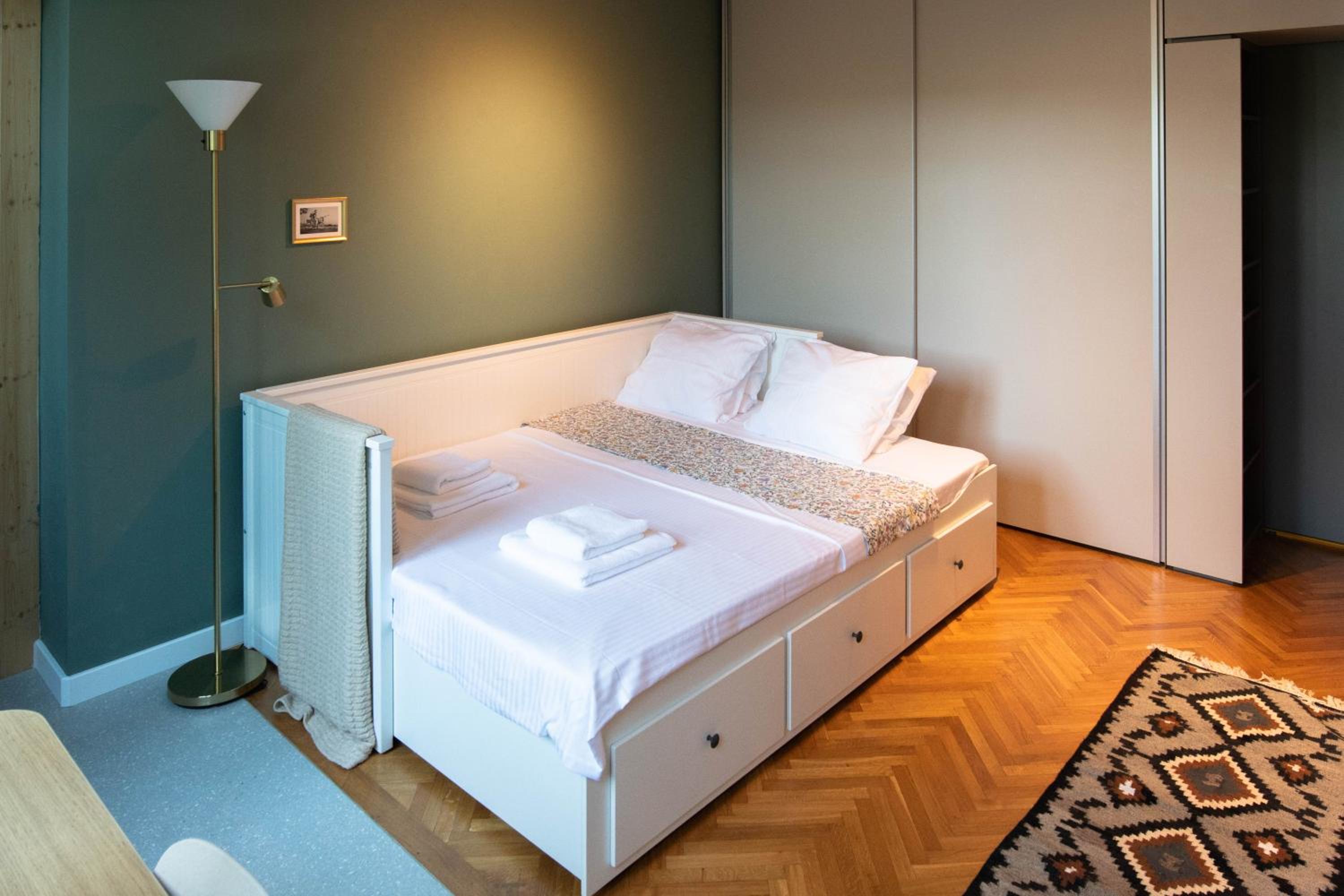 The Bridge Apartment