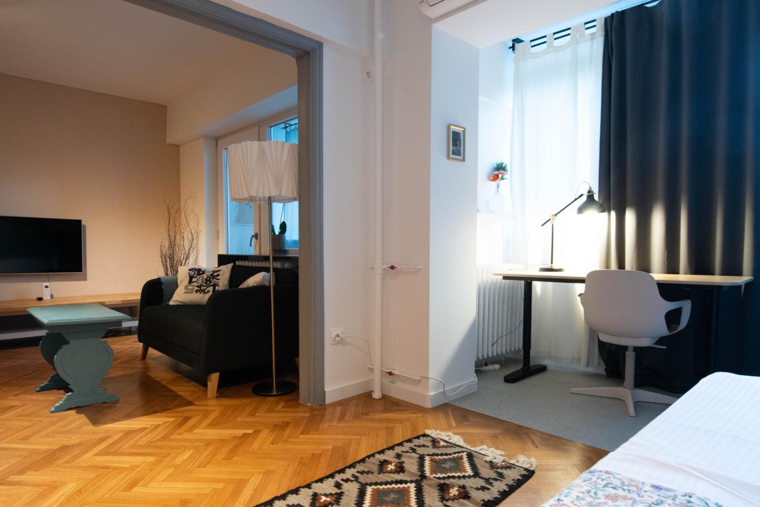 The Bridge Apartment