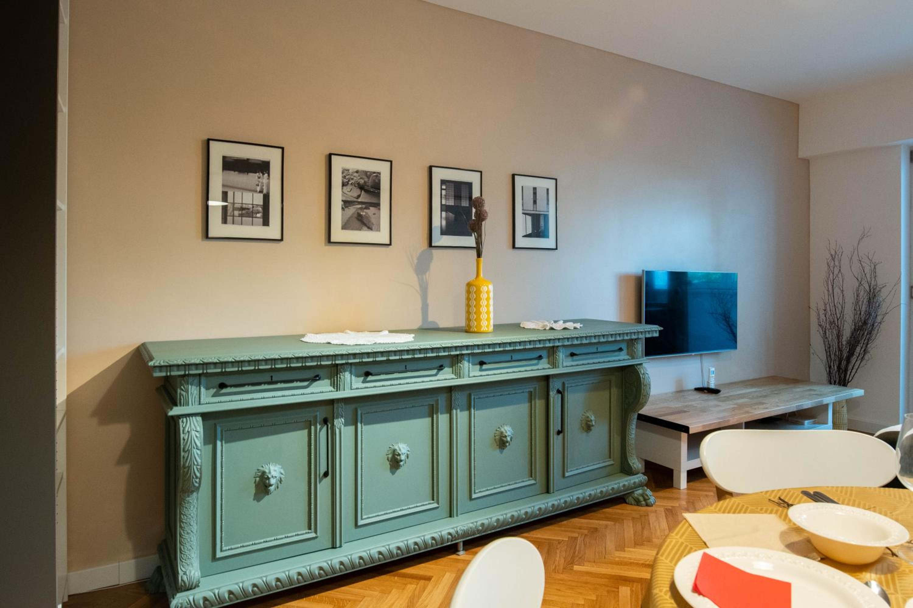 The Bridge Apartment