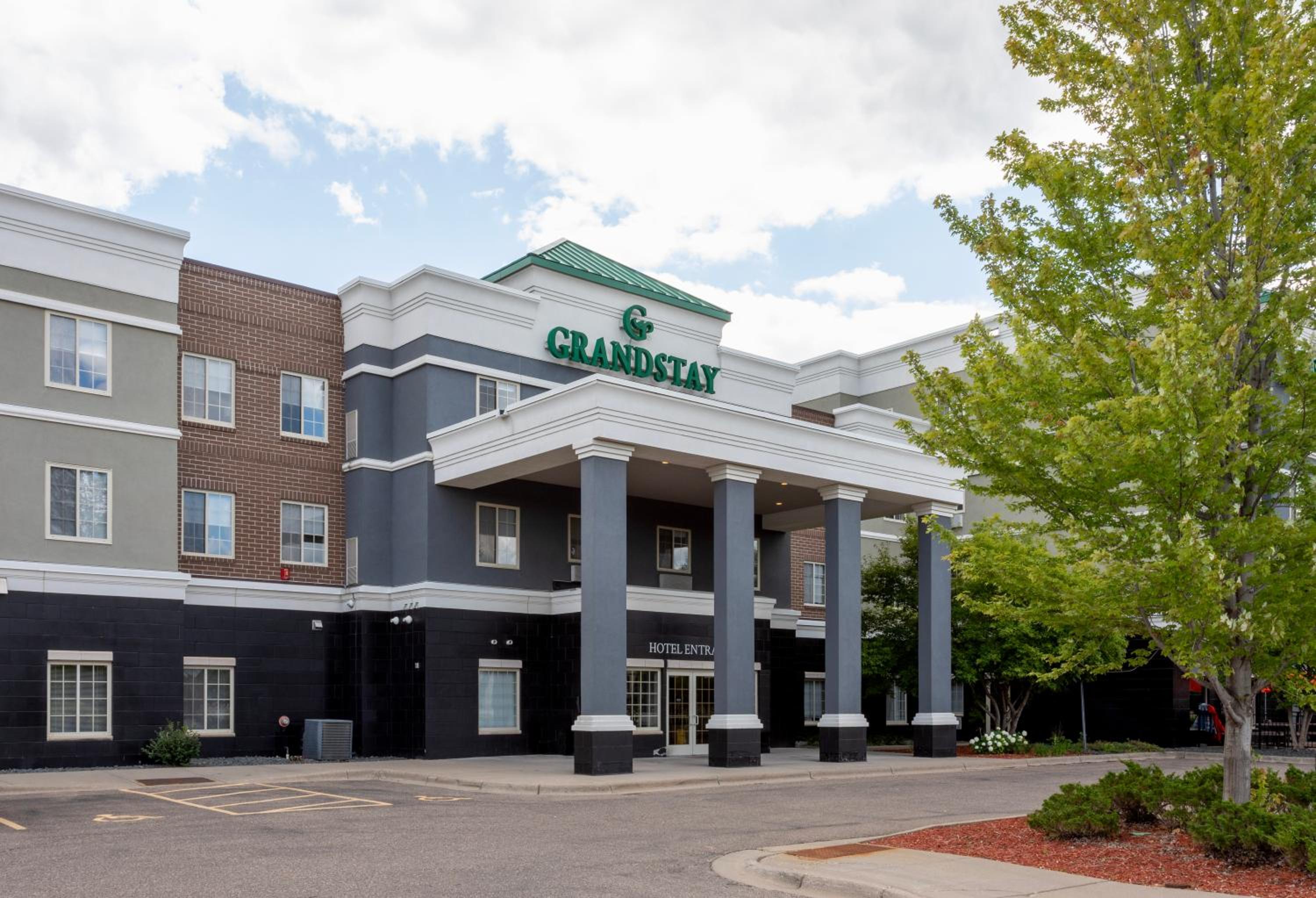 Hotel Grandstay Apple Valley