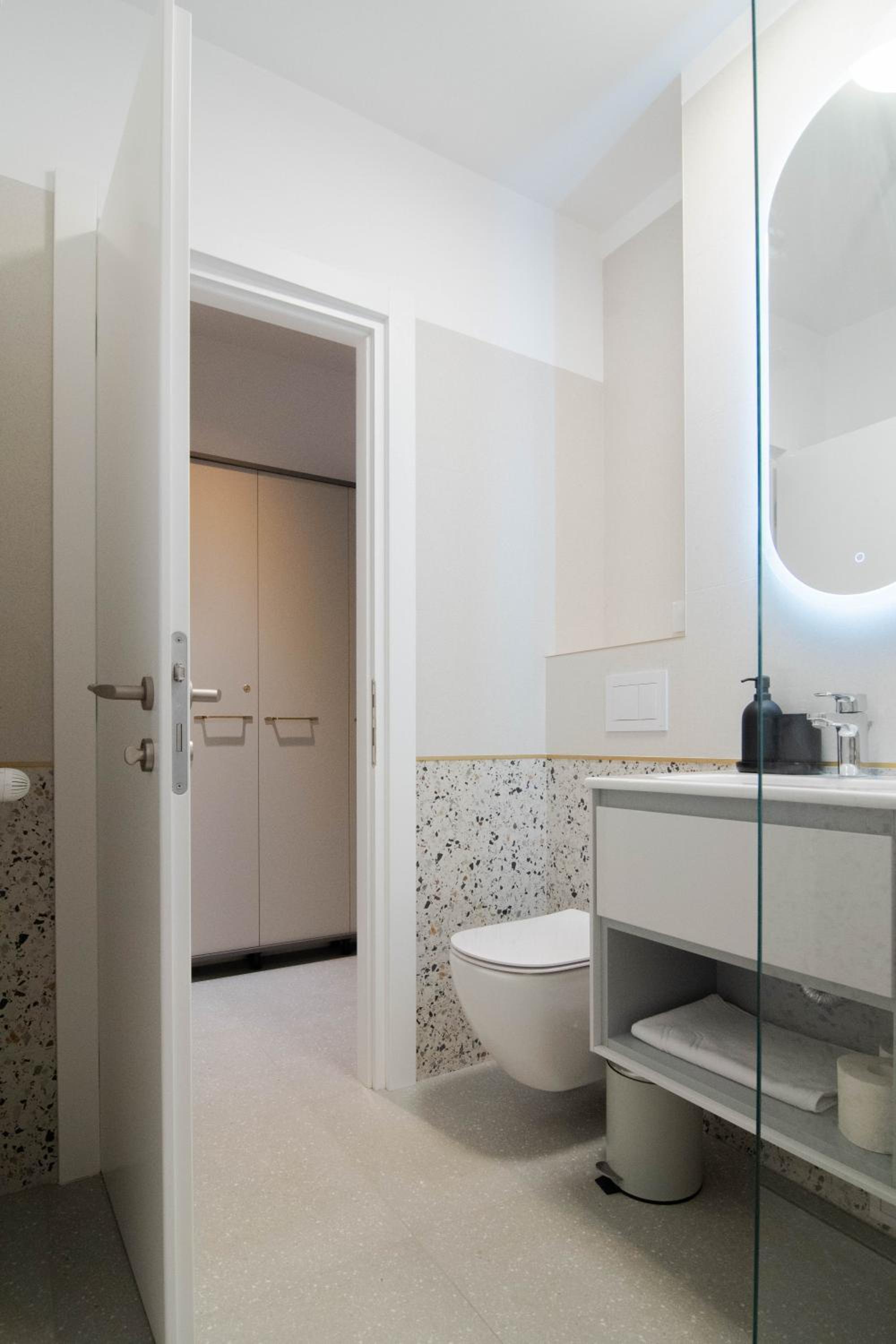 The Bridge Apartment