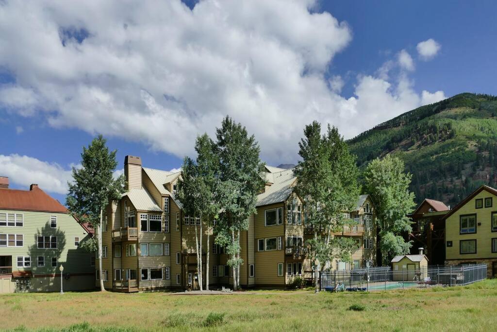 Premier Downtown Telluride Condo - Etta Place Too view 5
