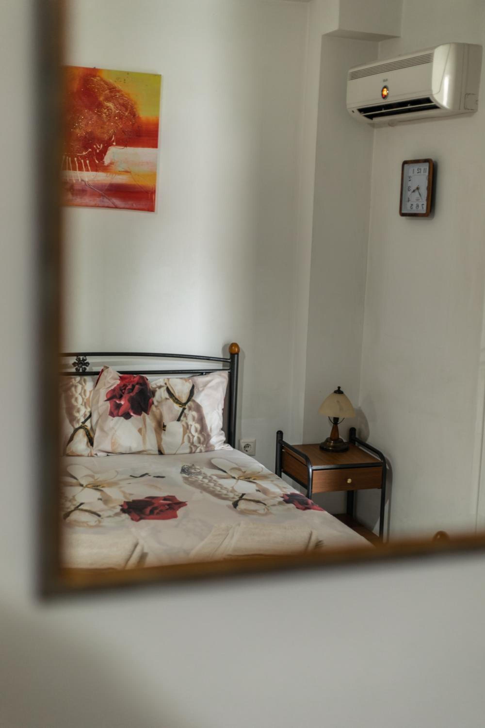 Central Cozy Apartment 4 photo 2