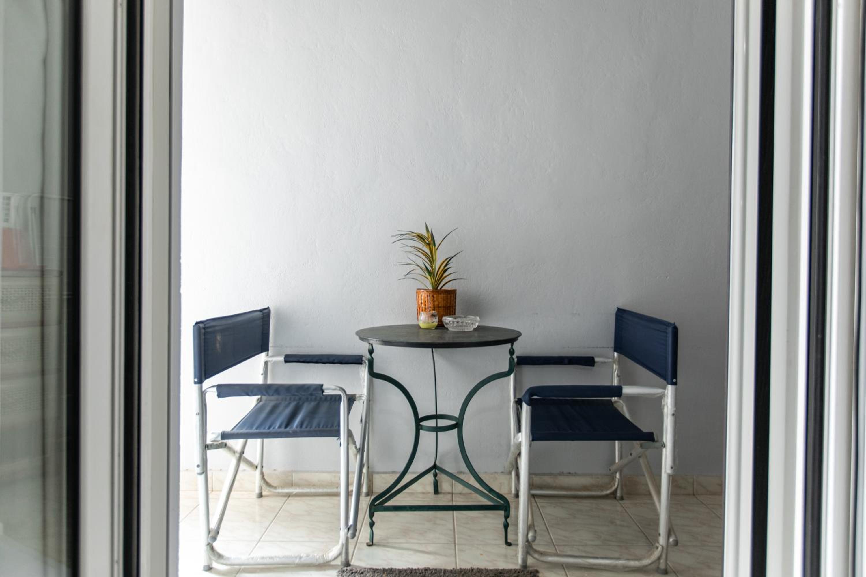 Hotel Central Cozy Apartment 4 - Image 1