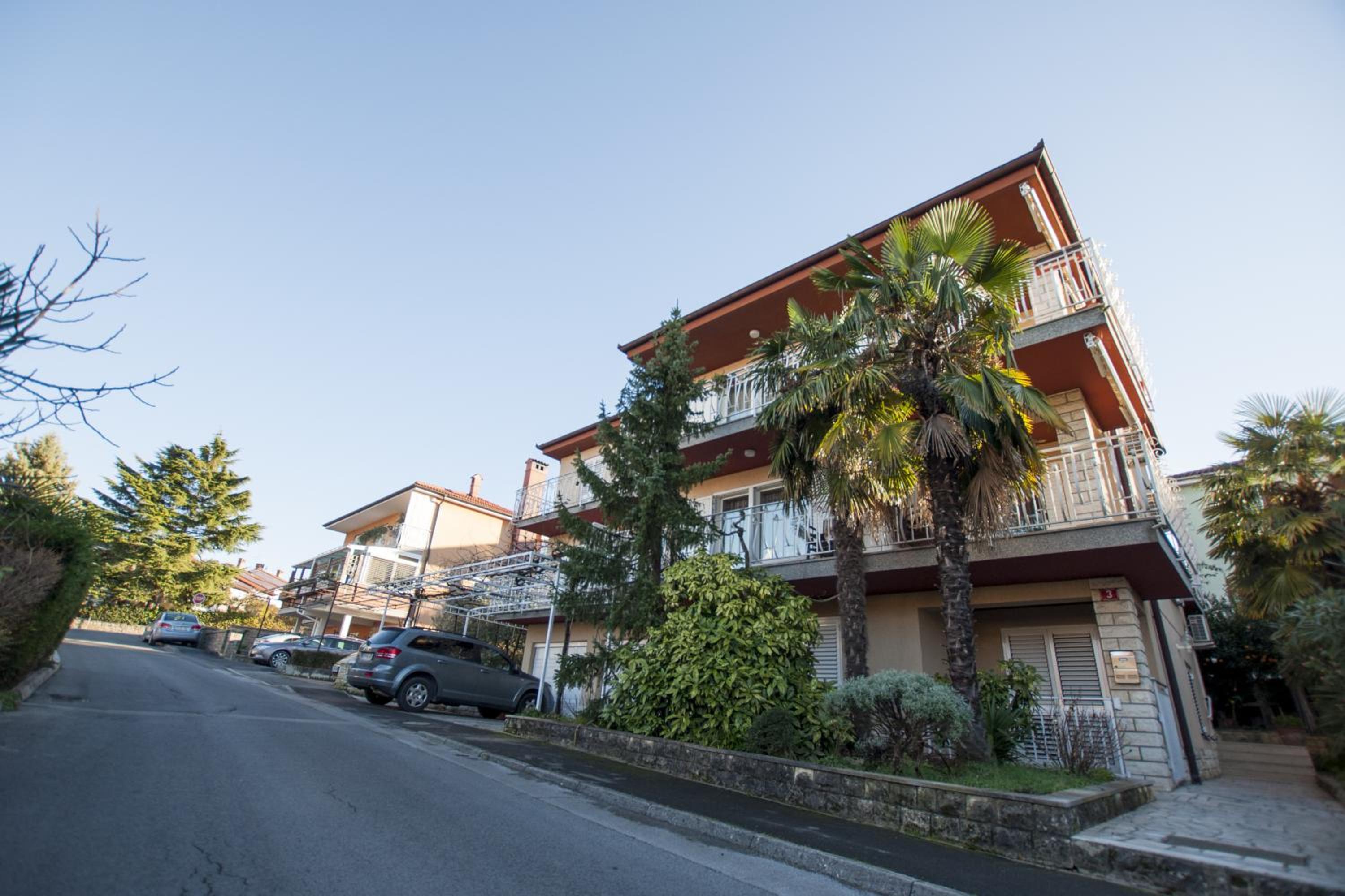 Apartments Samec
